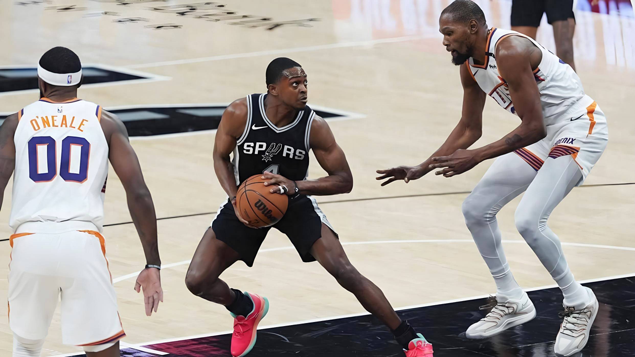 马刺血洗湖人B队,福克斯绝境逆转 马刺血洗湖人B队,福克斯绝境逆转