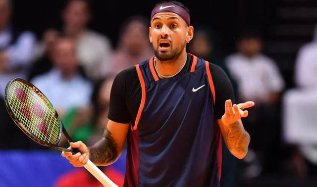 包含德国网球队鏖战意大利网球队，克耶高斯制霸全场的词条