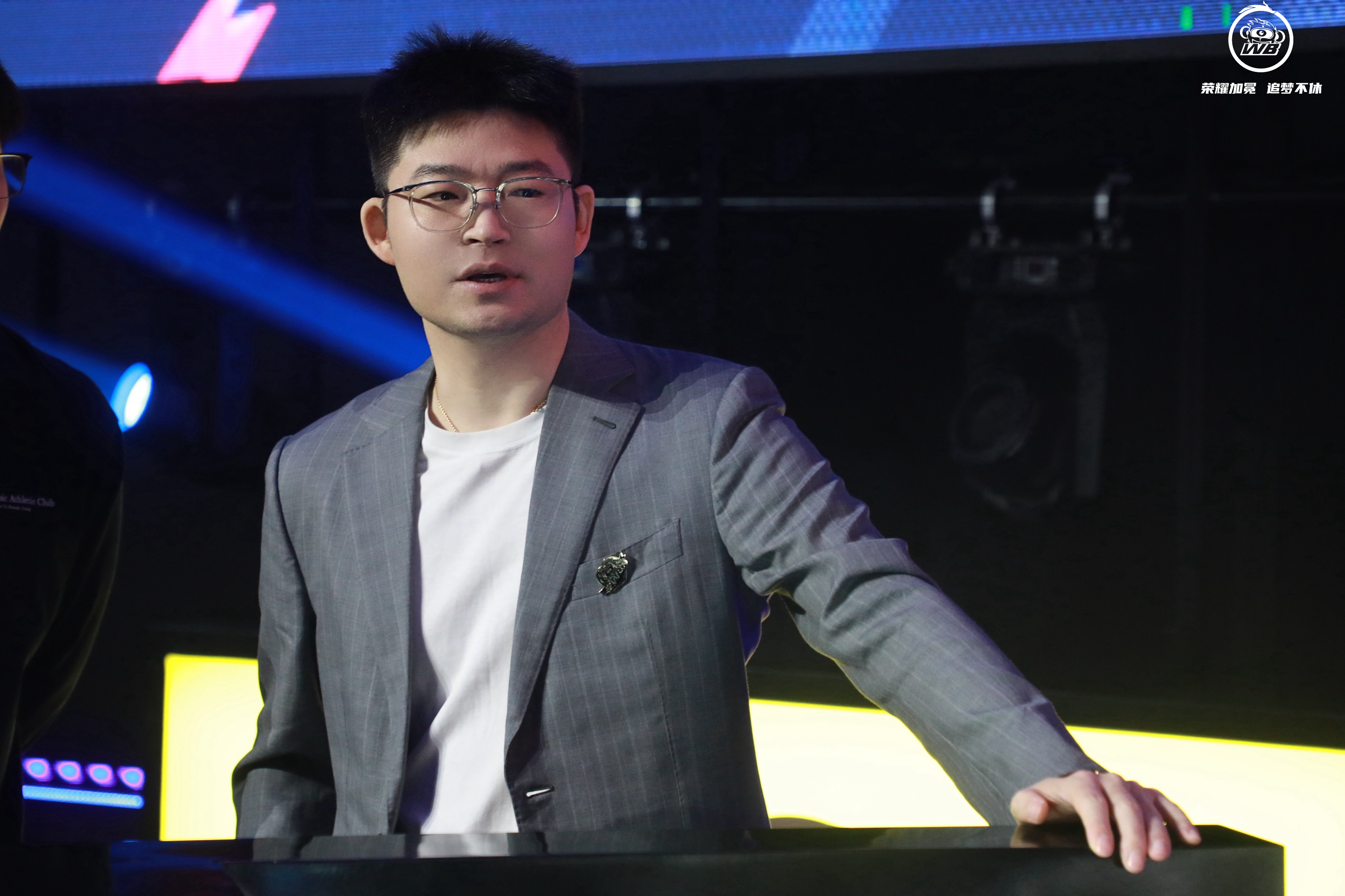 开云官方app入口-WBG险胜RGE,Huni高光表现