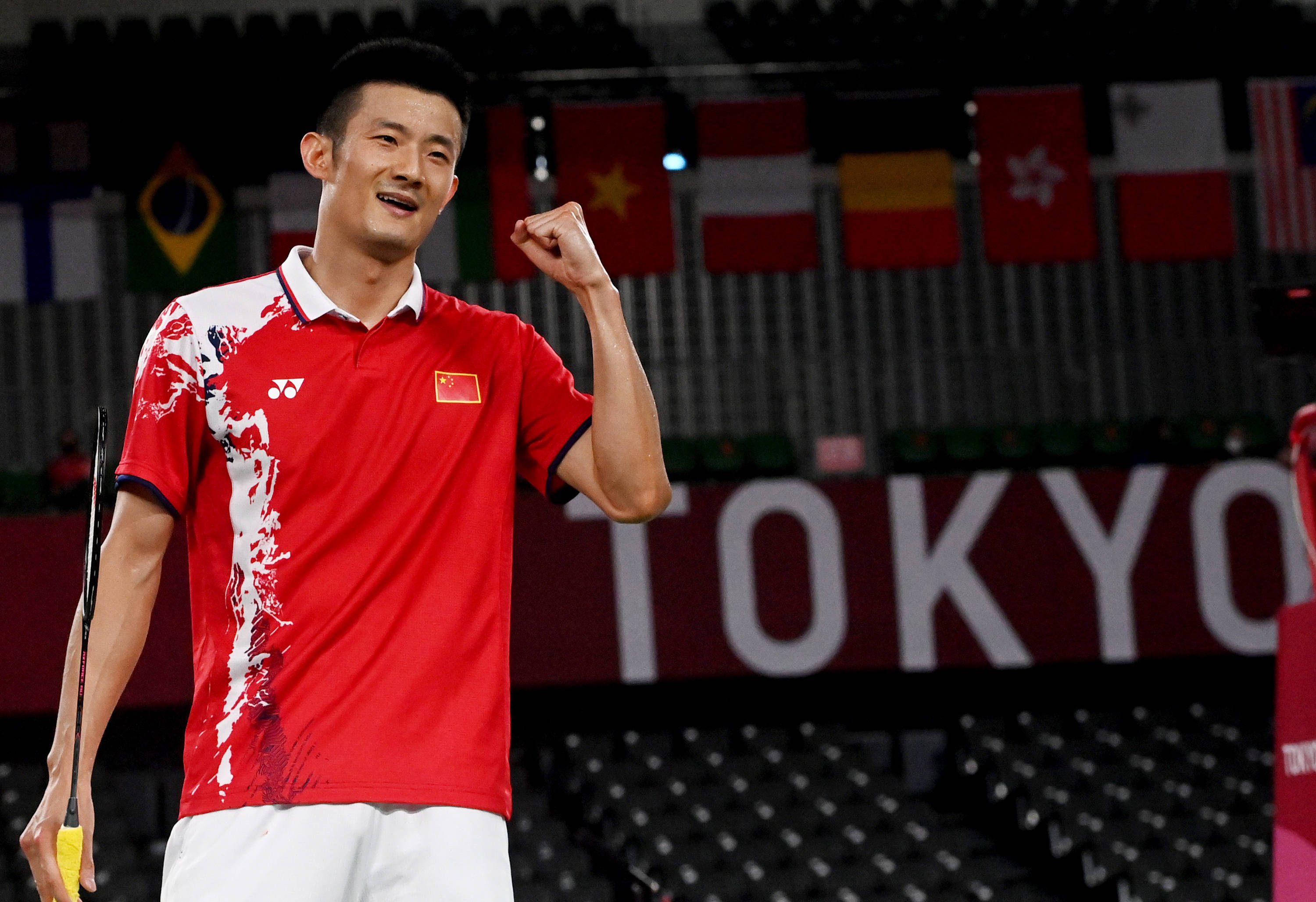 中国羽毛球队翻盘韩国羽毛球队,谌龙统治全场的简单介绍 中国羽毛球队翻盘韩国羽毛球队,谌龙统治全场的简单介绍