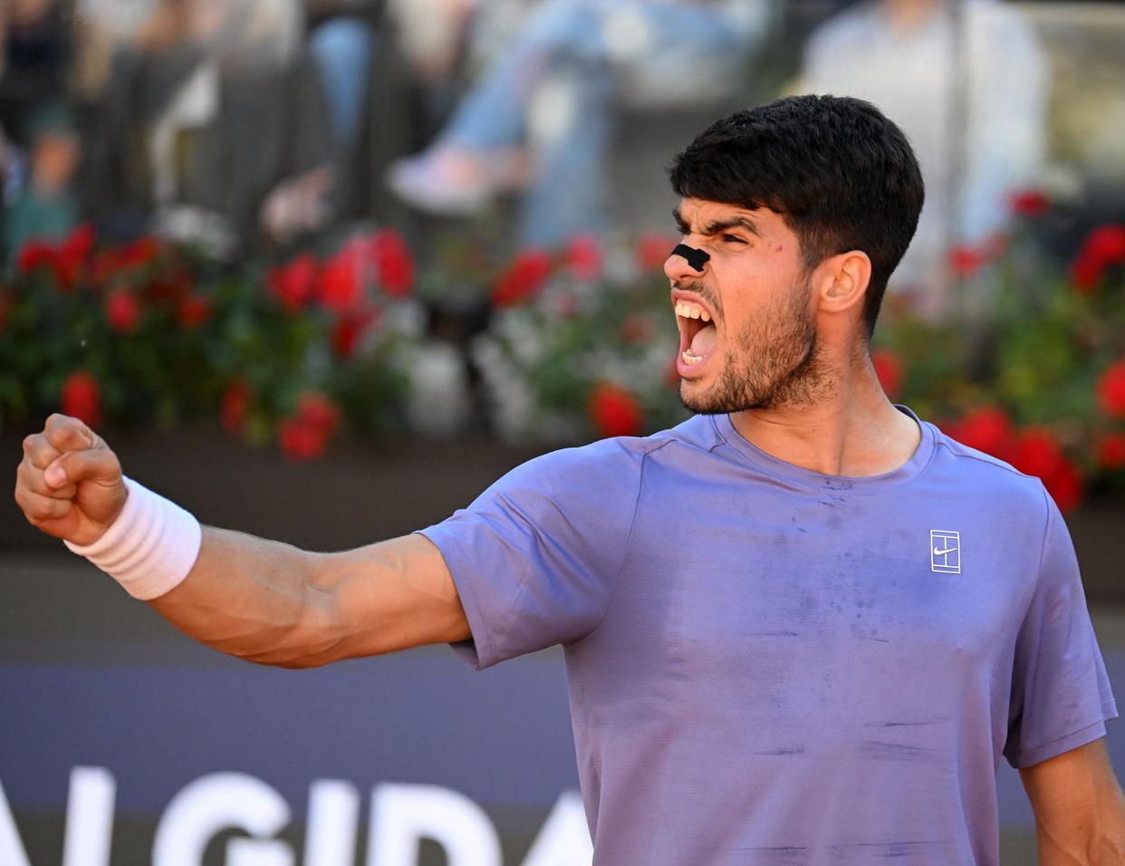 包含西班牙网球队血洗德国网球队,阿尔卡拉斯打破历史纪录的词条 包含西班牙网球队血洗德国网球队,阿尔卡拉斯打破历史纪录的词条