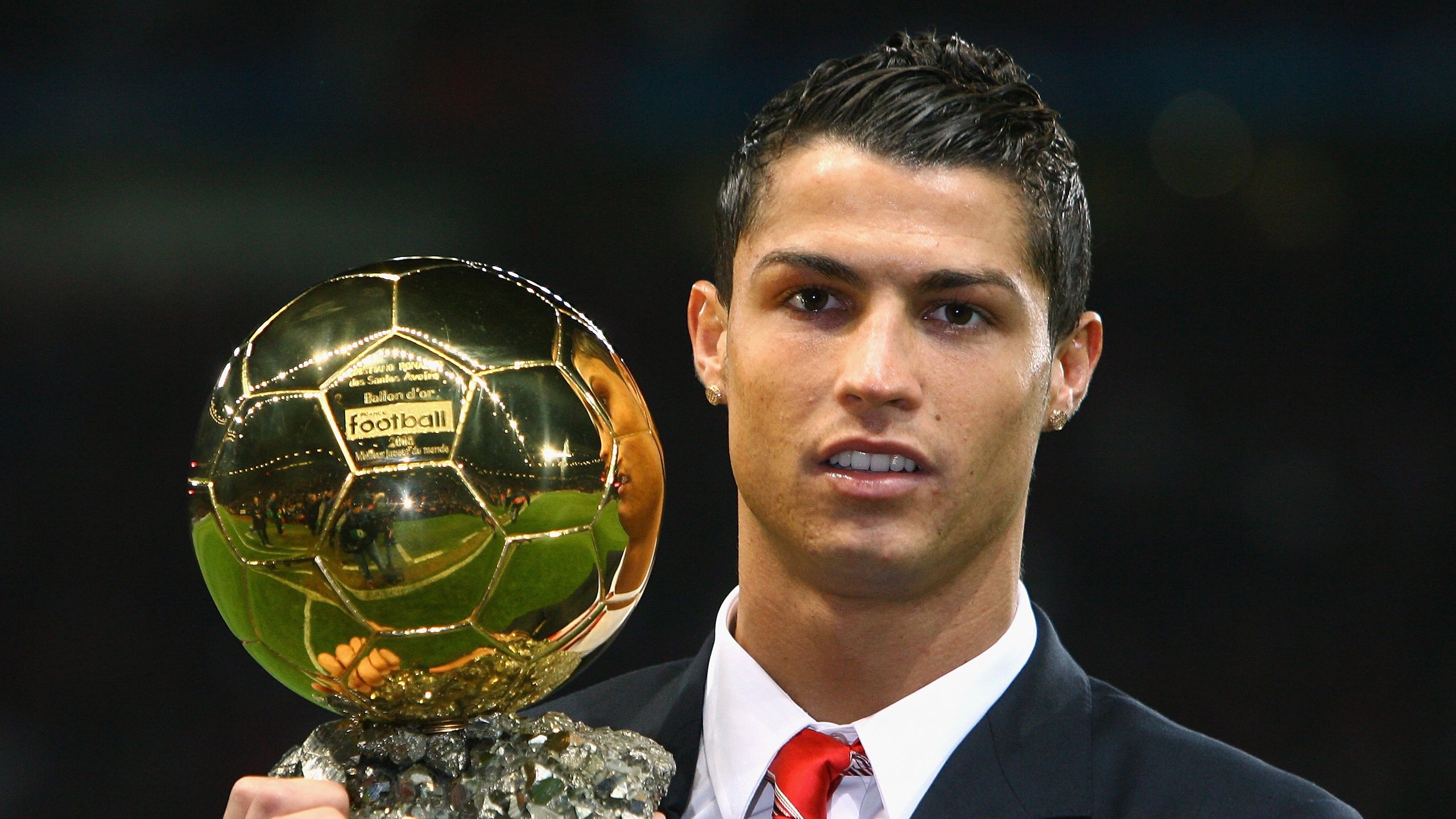 利拉德时间降临深圳湾，当一人一城的传说在异乡续写